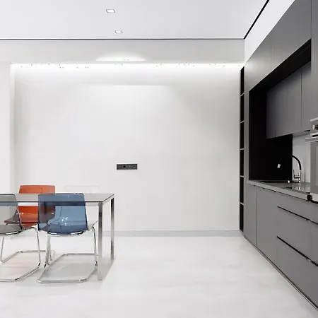 Centre Apartment *